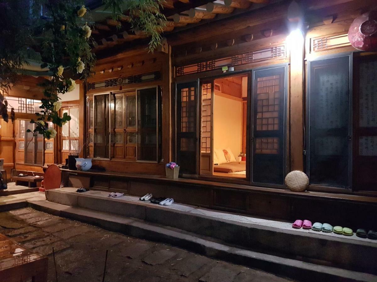 Gongsimga Hanok Guesthouse Seúl Exterior foto